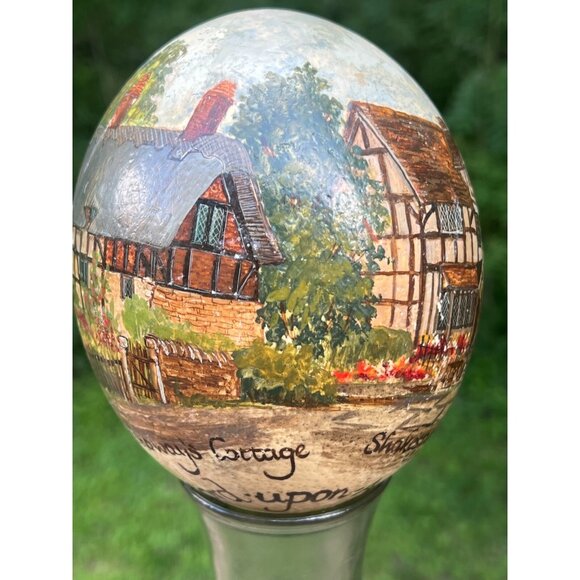Hand Painted Ostrich Egg Shakespeare's Home Anne Hathaway Cottage Straford Avon - Picture 1 of 12